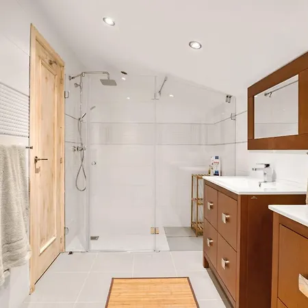Blue Greenwich Port Apartment *